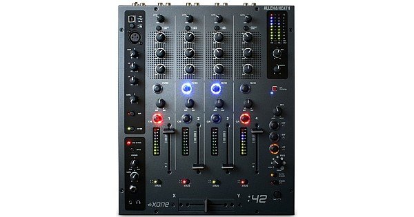 ALLEN \u0026 HEATH Xone 42 - DJ機器